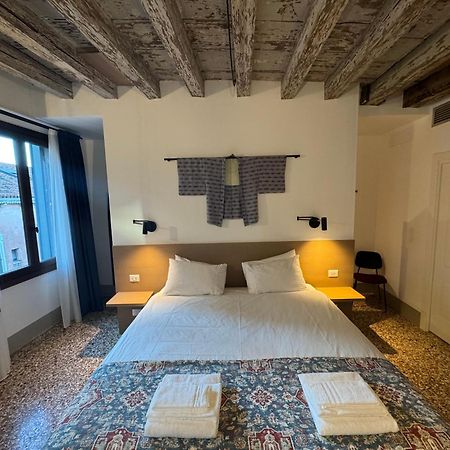 ヴェネツィアPalazzetto San Marcoアパートメント エクステリア 写真