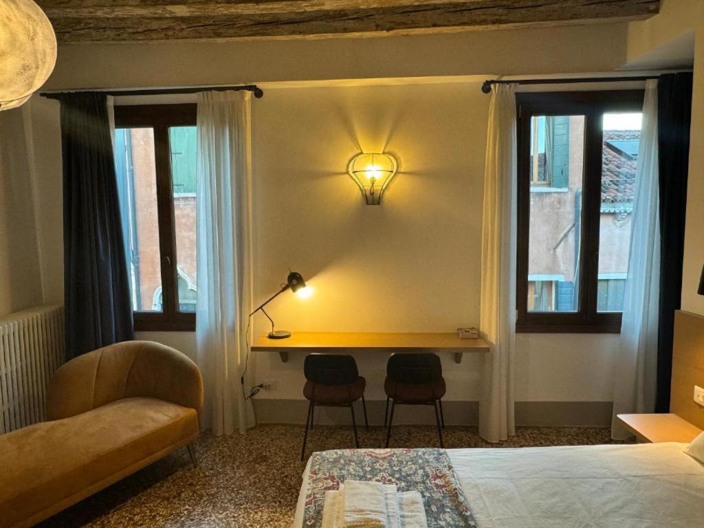 ヴェネツィアPalazzetto San Marcoアパートメント エクステリア 写真